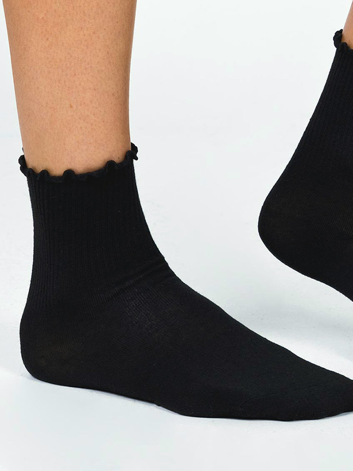 Cammie | Socks with Ruffles