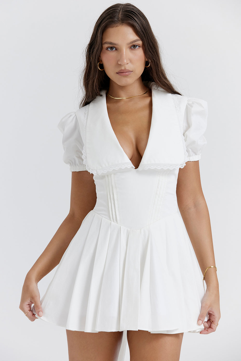 Bette | Mini Dress with V-Neck and Pleated Skirt White