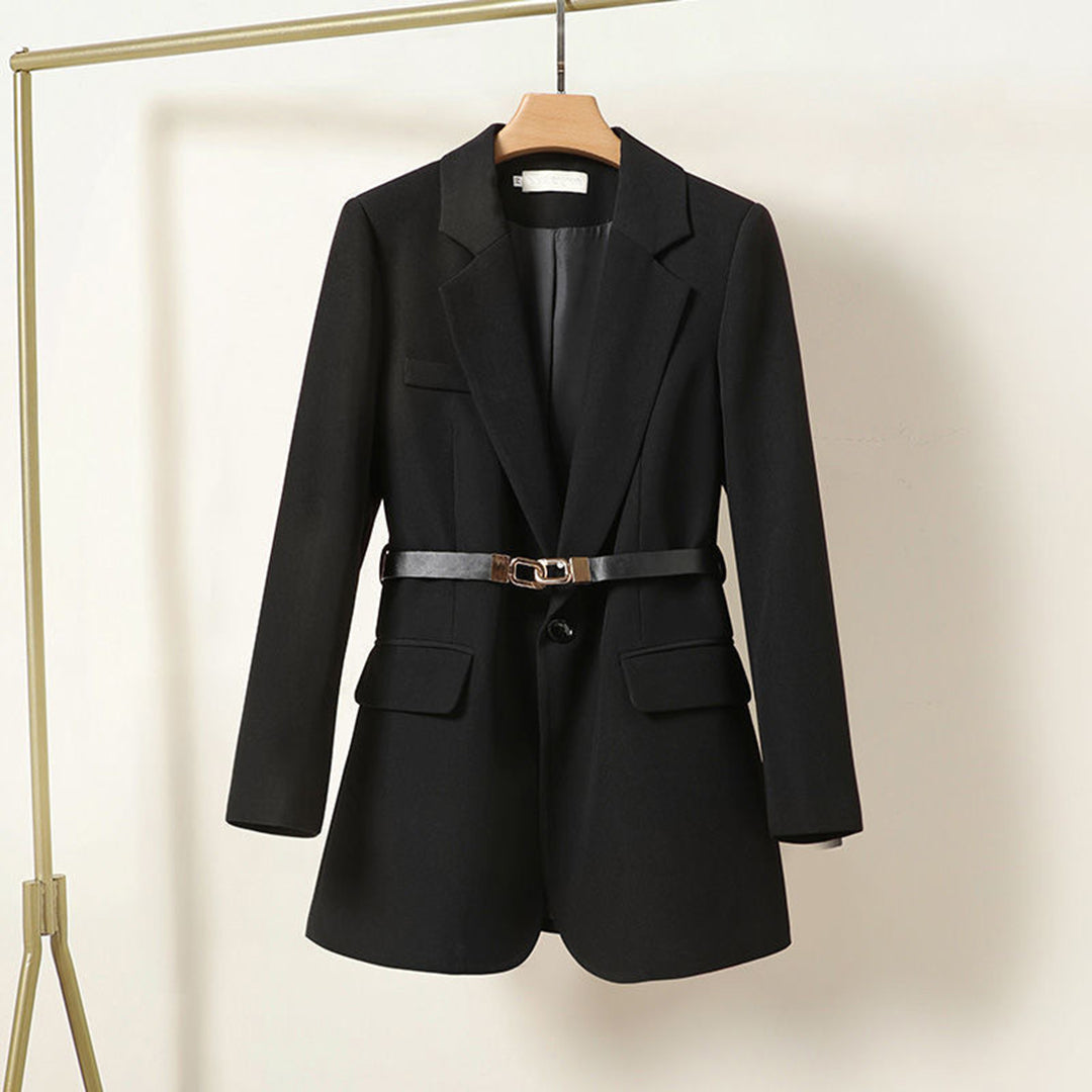 Kaelis | Fitted Blazer with Belt