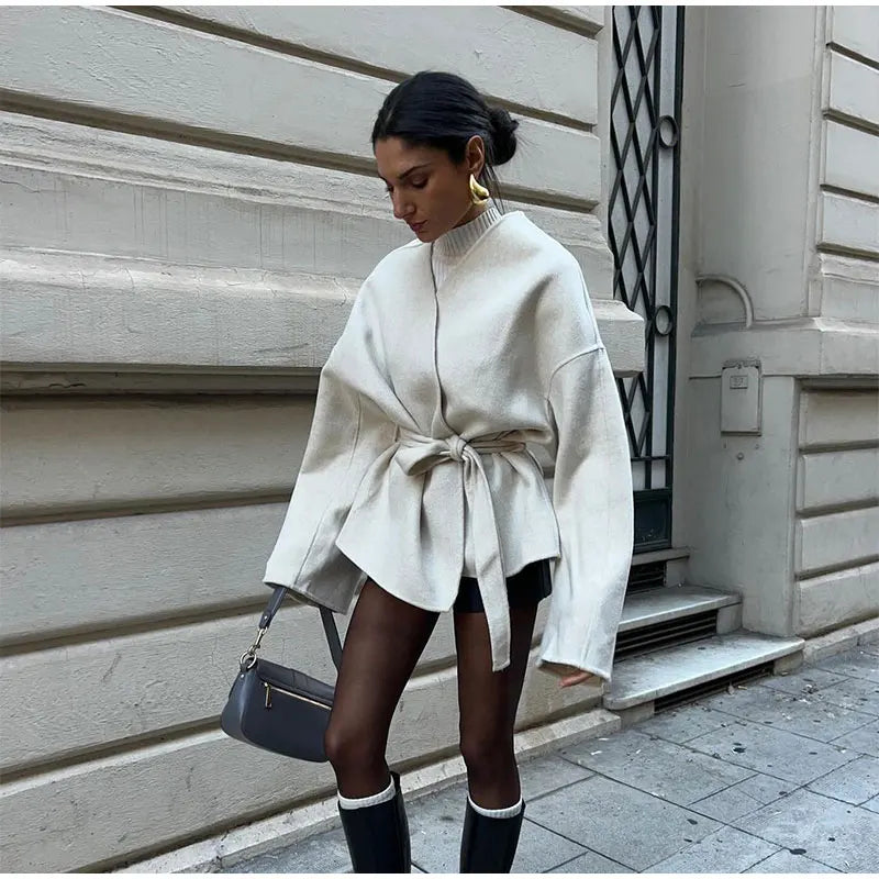 Lois | Jacket with tie belt