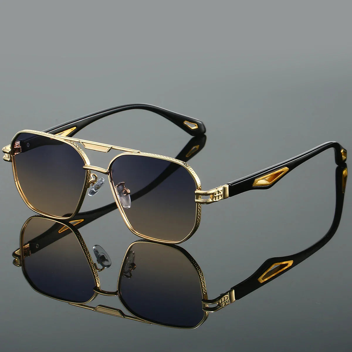 Monteir Retro Sunglasses