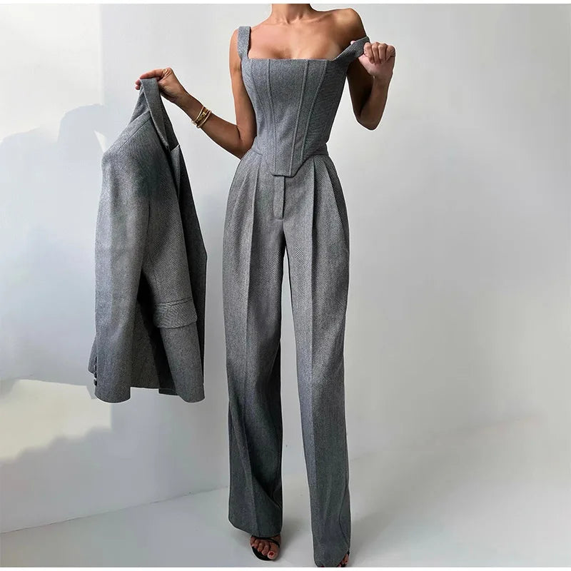 Pat | Suit set with corset top, blazer and trousers