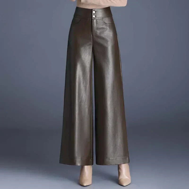 Mark | High-Waisted Wide Fit Trousers