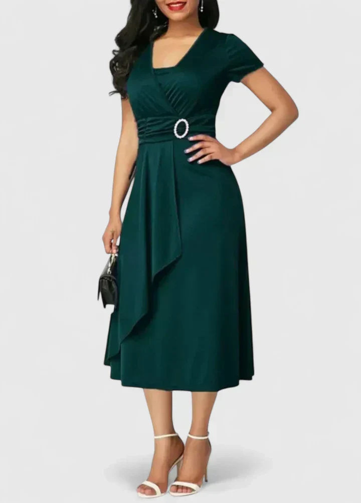 Melly – Timeless & Flattering Midi Dress 