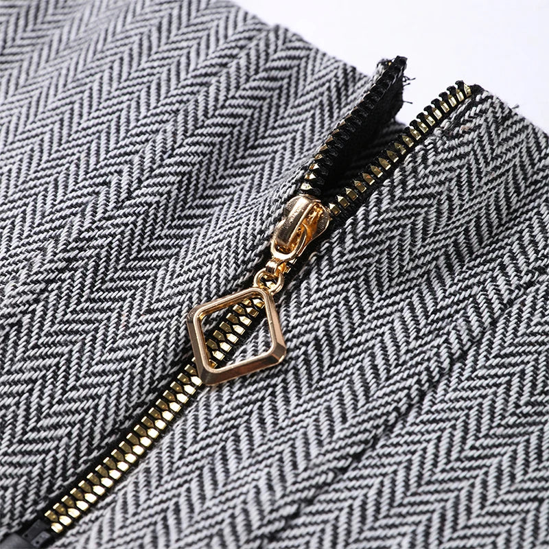 Pat | Suit set with corset top, blazer and trousers
