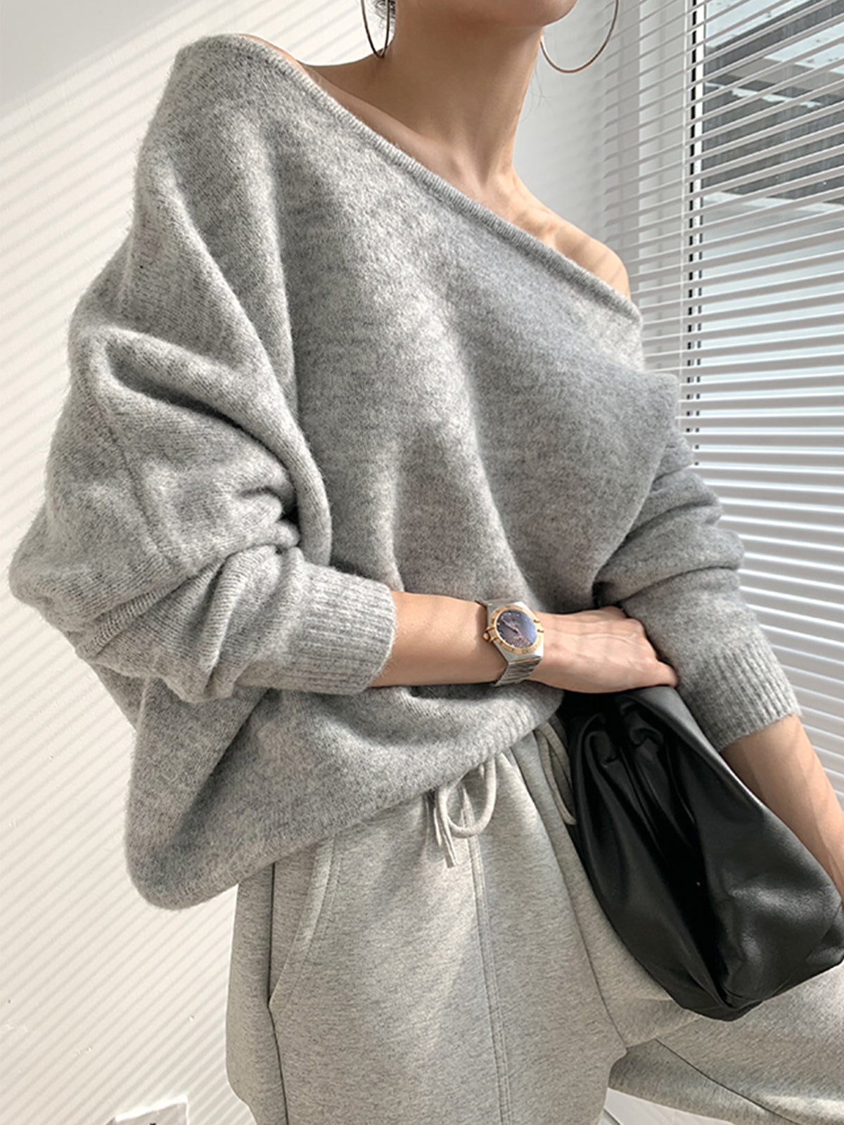 Ethelyn | Sweater Asymmetric Shoulder