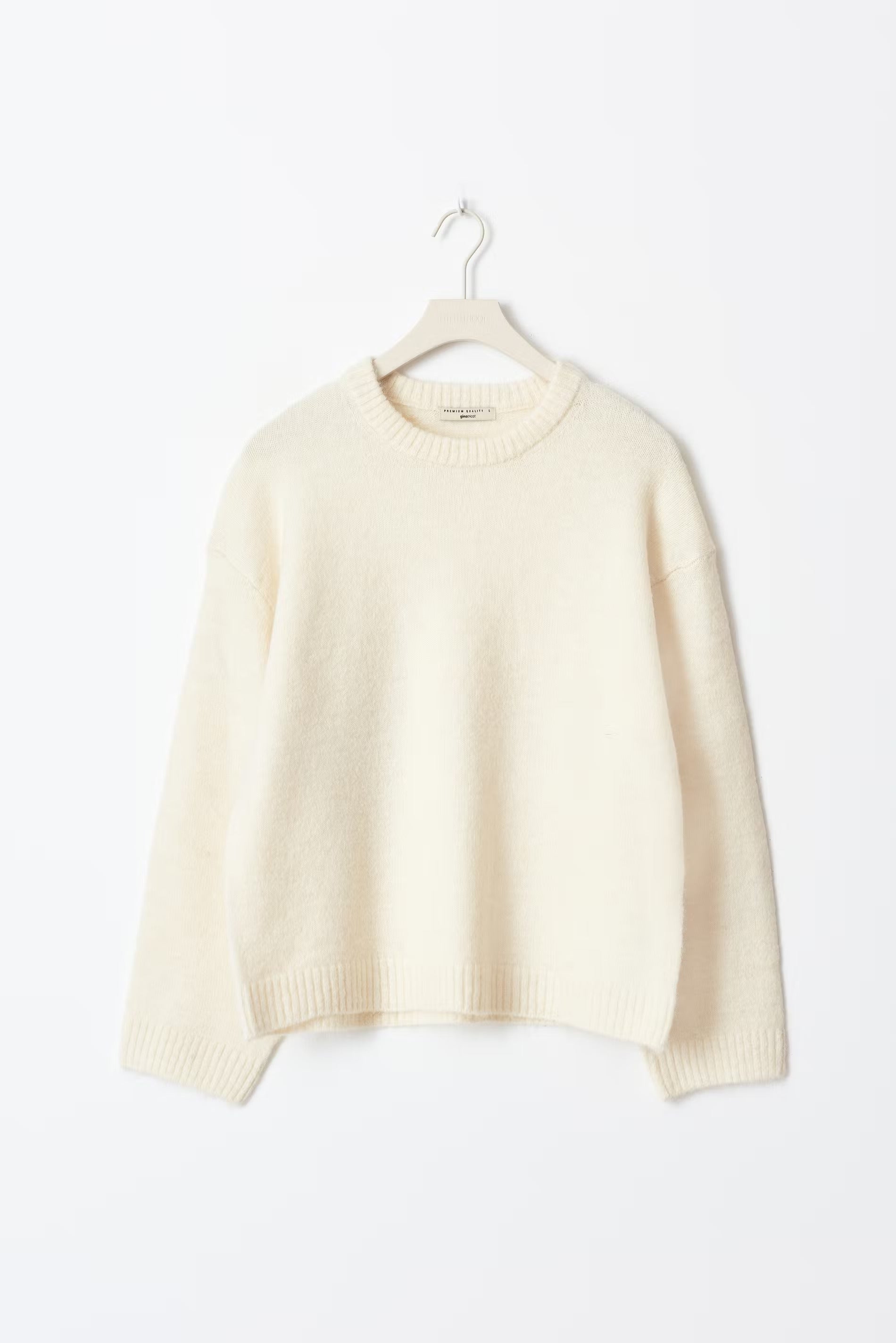 Nienke | Sweater with Ribbed Crewneck