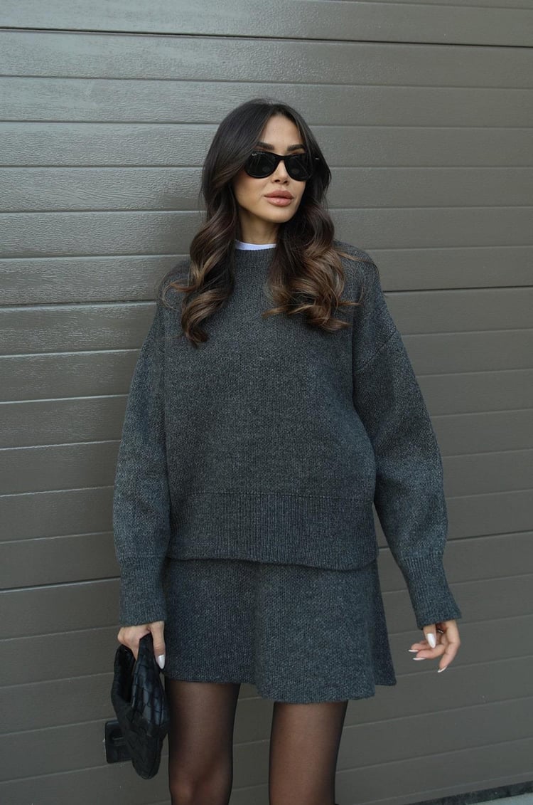 Trisha | Knitted Set with Oversized Sweater & Skirt