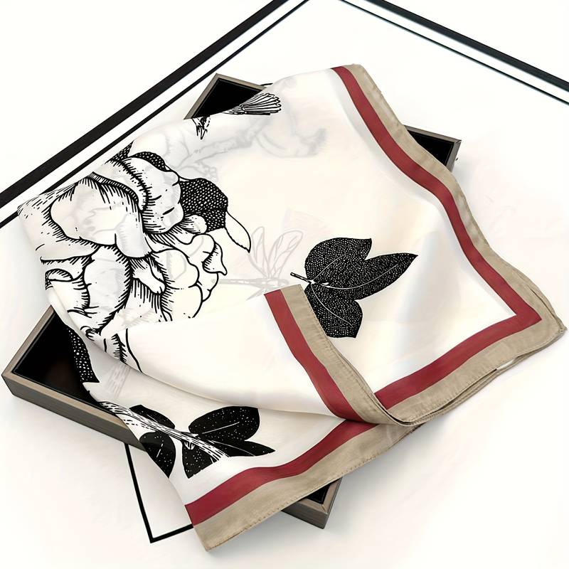 Lavera | Scarf with Nature Print
