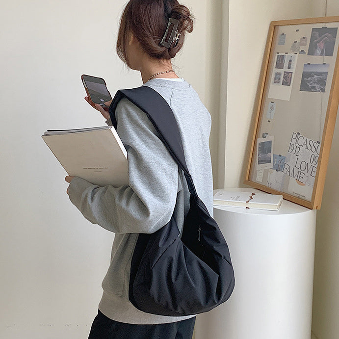 Susan | Half-moon Shoulder Bag