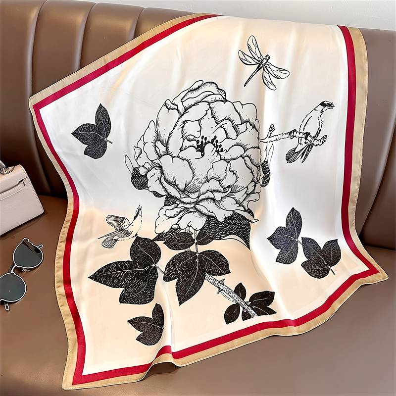 Lavera | Scarf with Nature Print