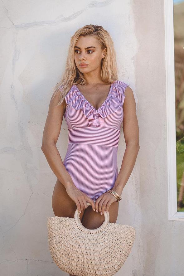 Alea | Swimsuit with Ruffles and V-neck