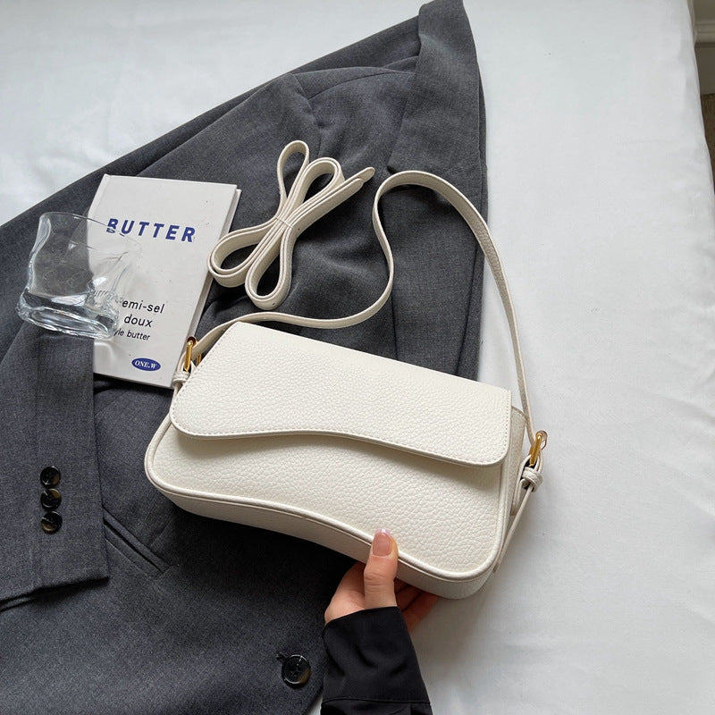 Tilda | Shoulder Bag with Wavy Flap