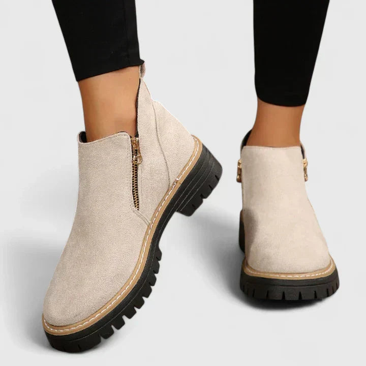 Thalyanna | Orthopedic Boots 
