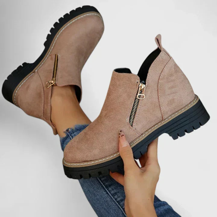 Thalyanna | Orthopedic Boots 