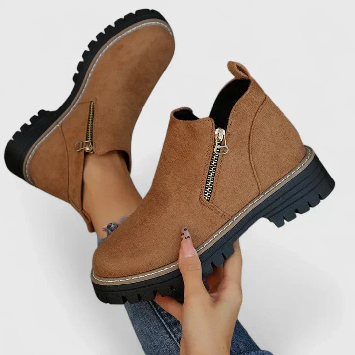 Thalyanna | Orthopedic Boots 